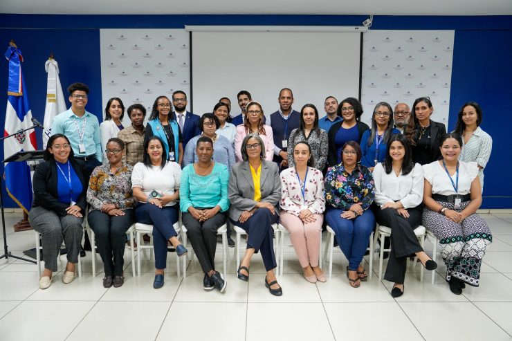 Analizan estado de RD en materia de desarrollo de reportes sobre cambio climático