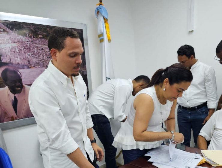 Candidato a regidor del PLD, Luis Casado, también irá en boleta del PRD