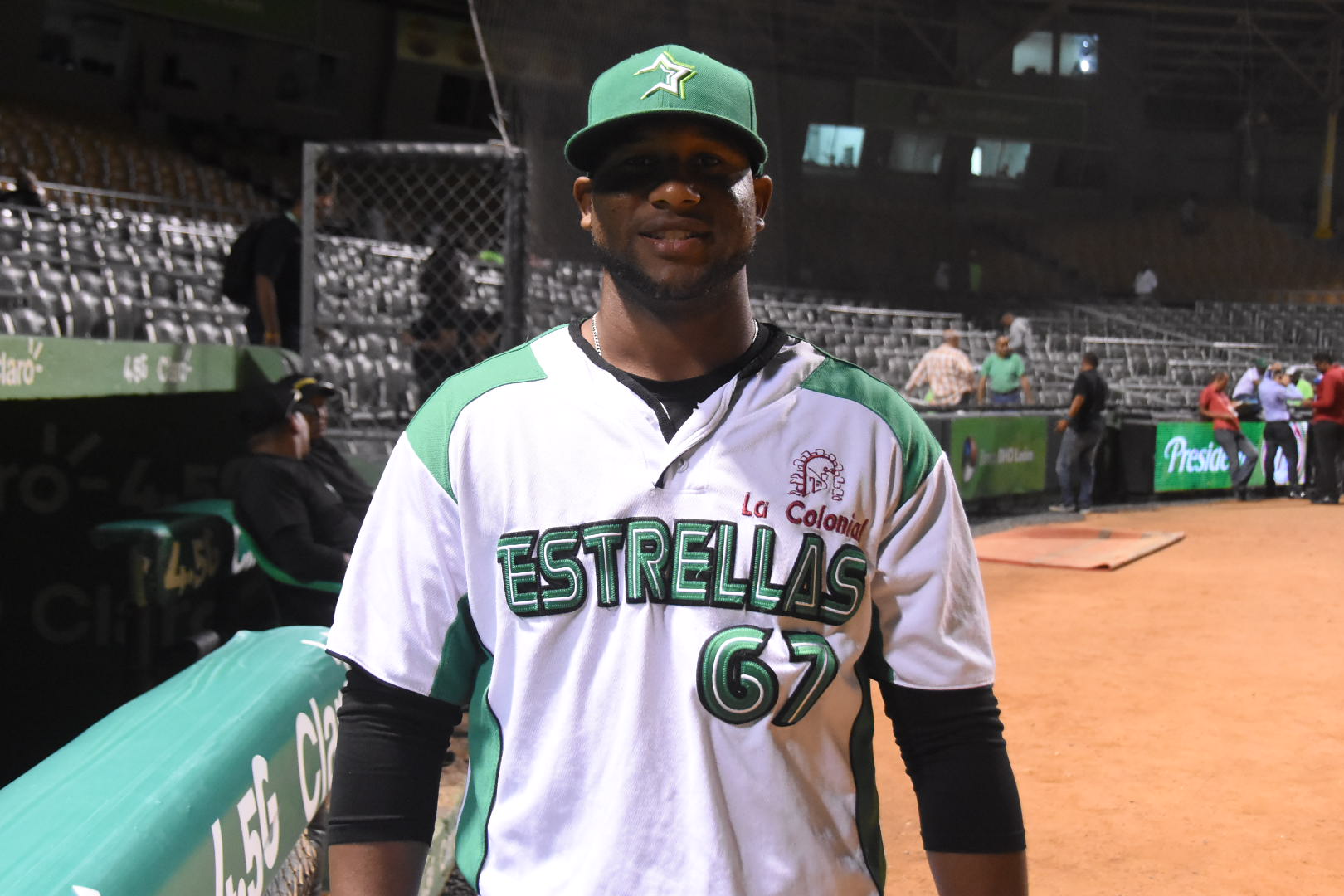 Manny García no seguirá como gerente de las Estrellas