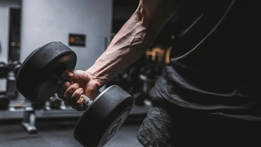 Científicos crean la primera pastilla para no tener que ir al gimnasio: qué efectos tendría