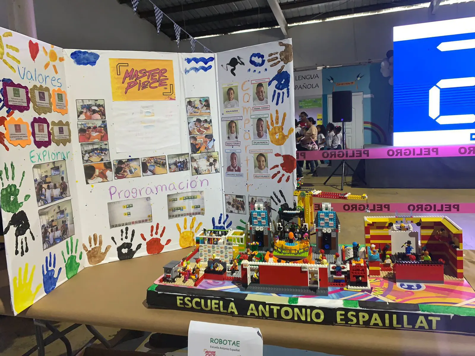 Educación realiza eliminatorias del First Lego League en Villa Tapia