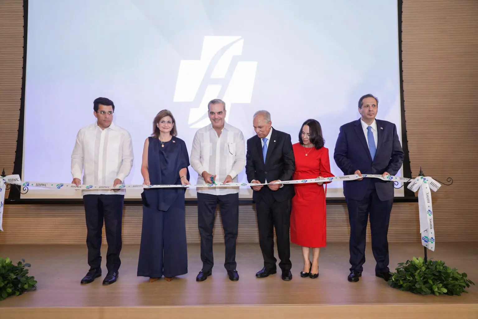 HOMS inaugura el primer hotel de turismo de salud en RD