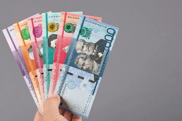 Minerd dice el jueves iniciará reuniones para aumento salarial con la ADP