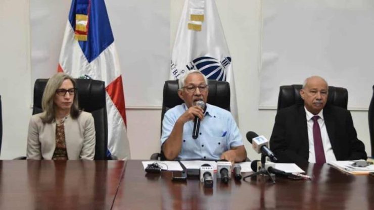 El aumento que ahora exige la ADP costaría RD,755.6 millones